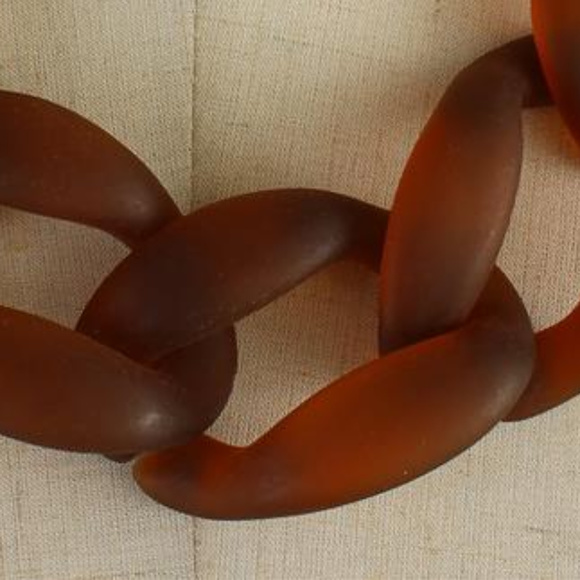 Brown Acrylic Curb Chain Necklace Earring Set - Picture 2 of 4